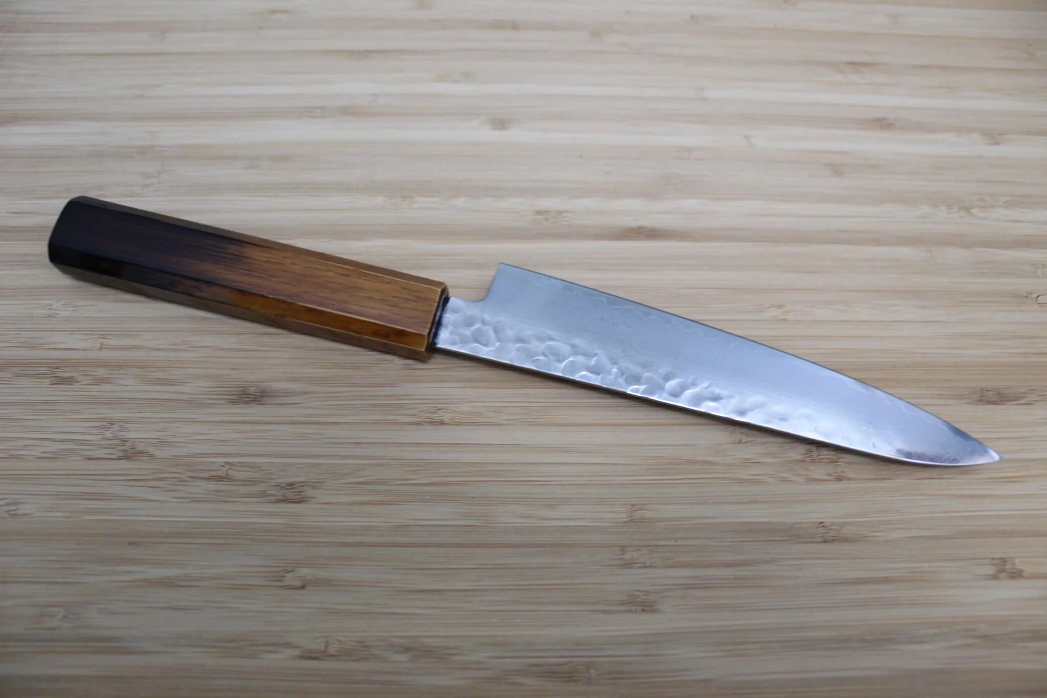 Sakai Takayuki Petty Knife 150mm (5.9") Damascus 33 Layer with Brown Lacquered Oak Handle - Image 5