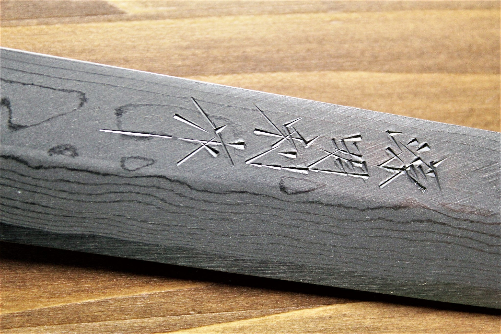 Sawakazuma Sabaki / Boning Knife Shironiko Damascus Rosewood Handle - Image 3