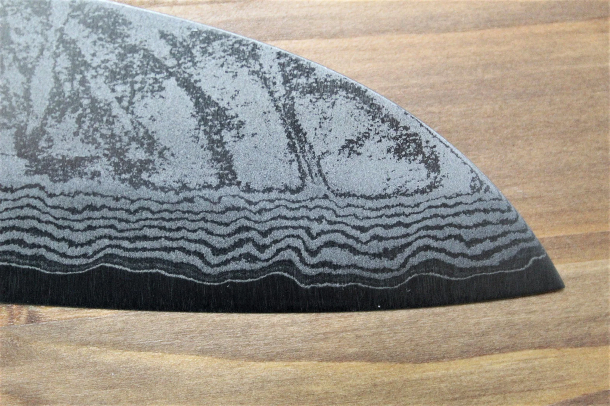 Sawakazuma Setsugetsuka VG-10 Damascus Santoku 165 mm / 6.5" Rosewood Handle - Image 5