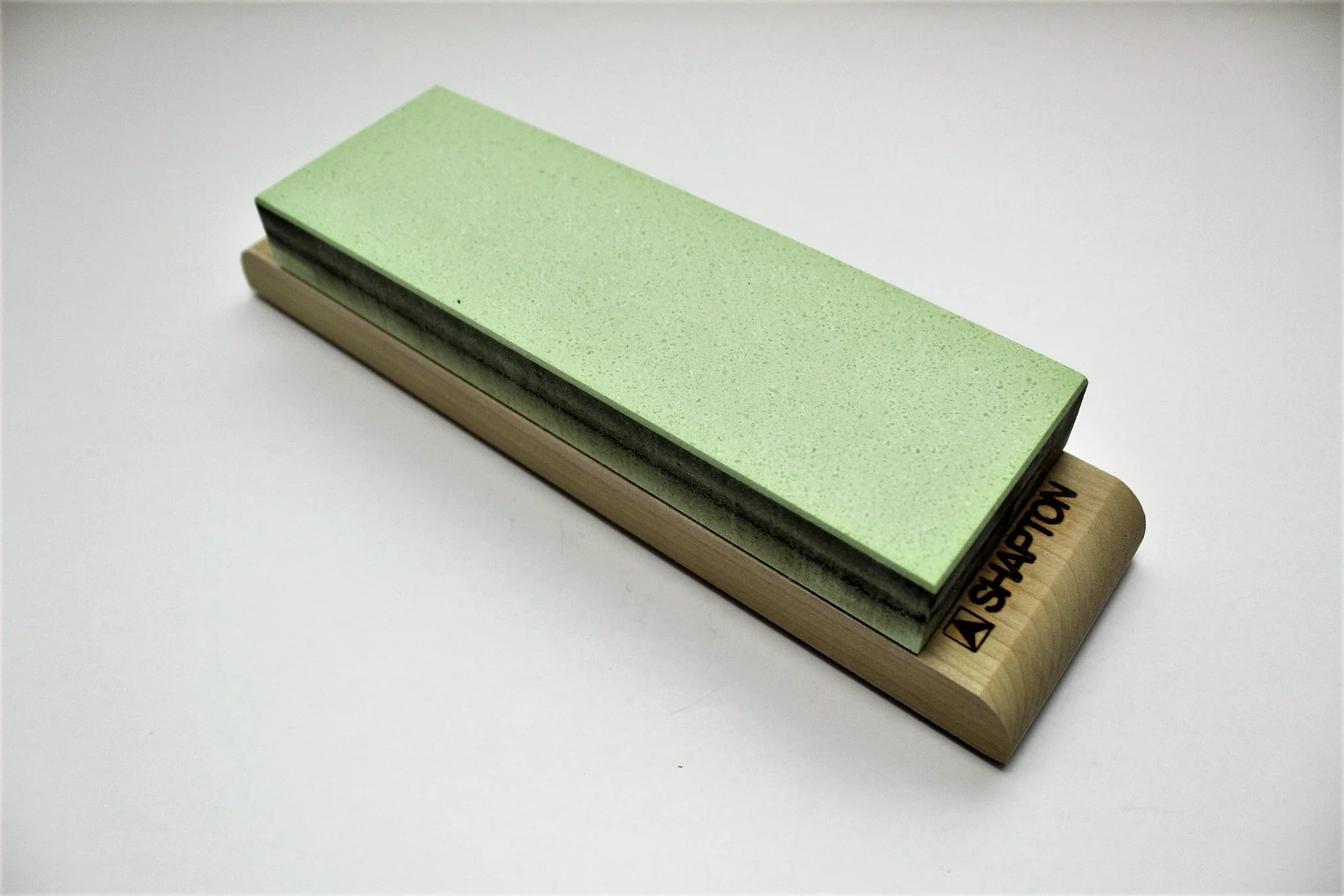 Shapton Japanese Toishi Sharpening Stone with Base - Grit #2000 - Image 3