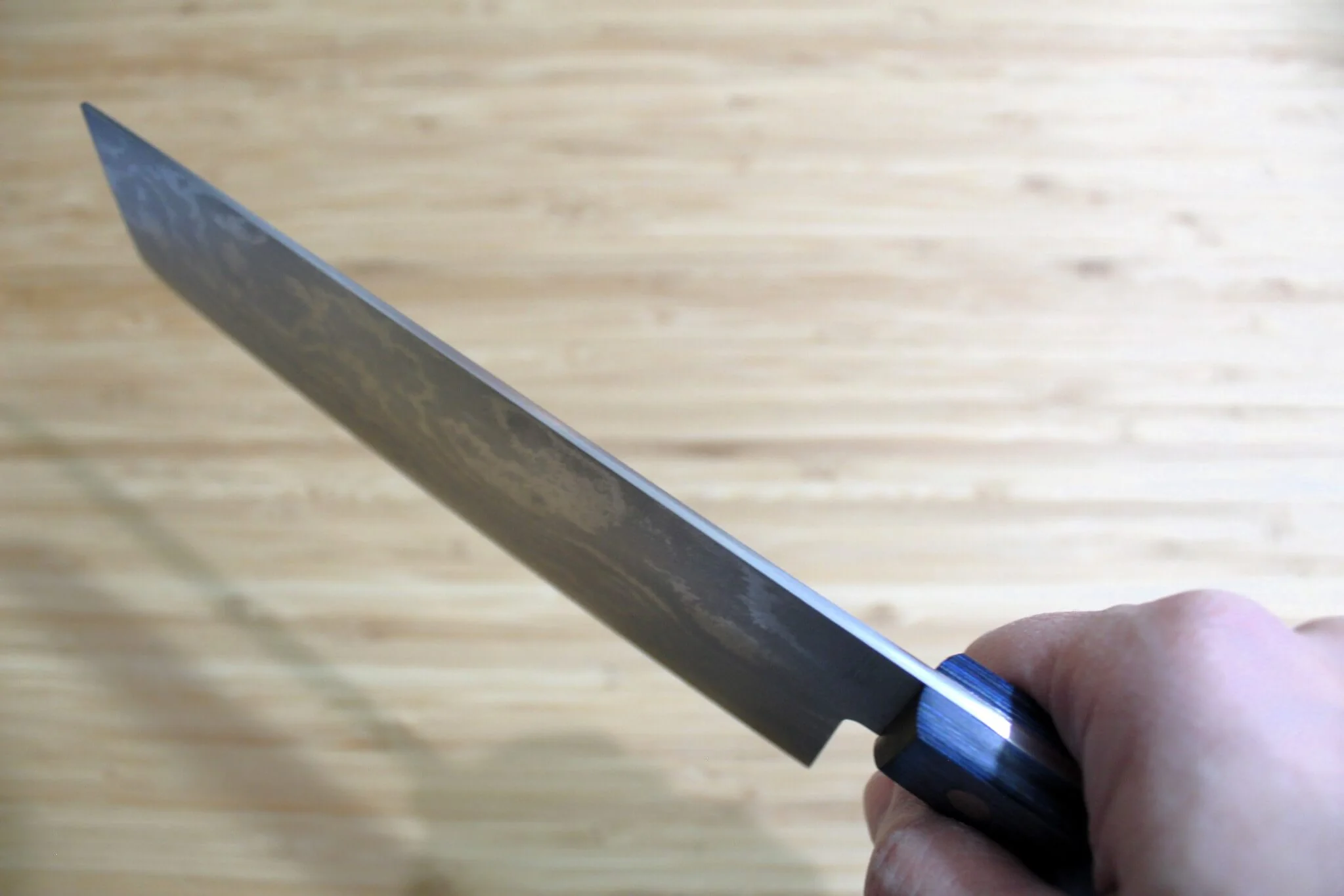 Shigeki Tanaka Damascus VG-10 Nakiri with Blue Handle 165mm / 6.5" - Image 9