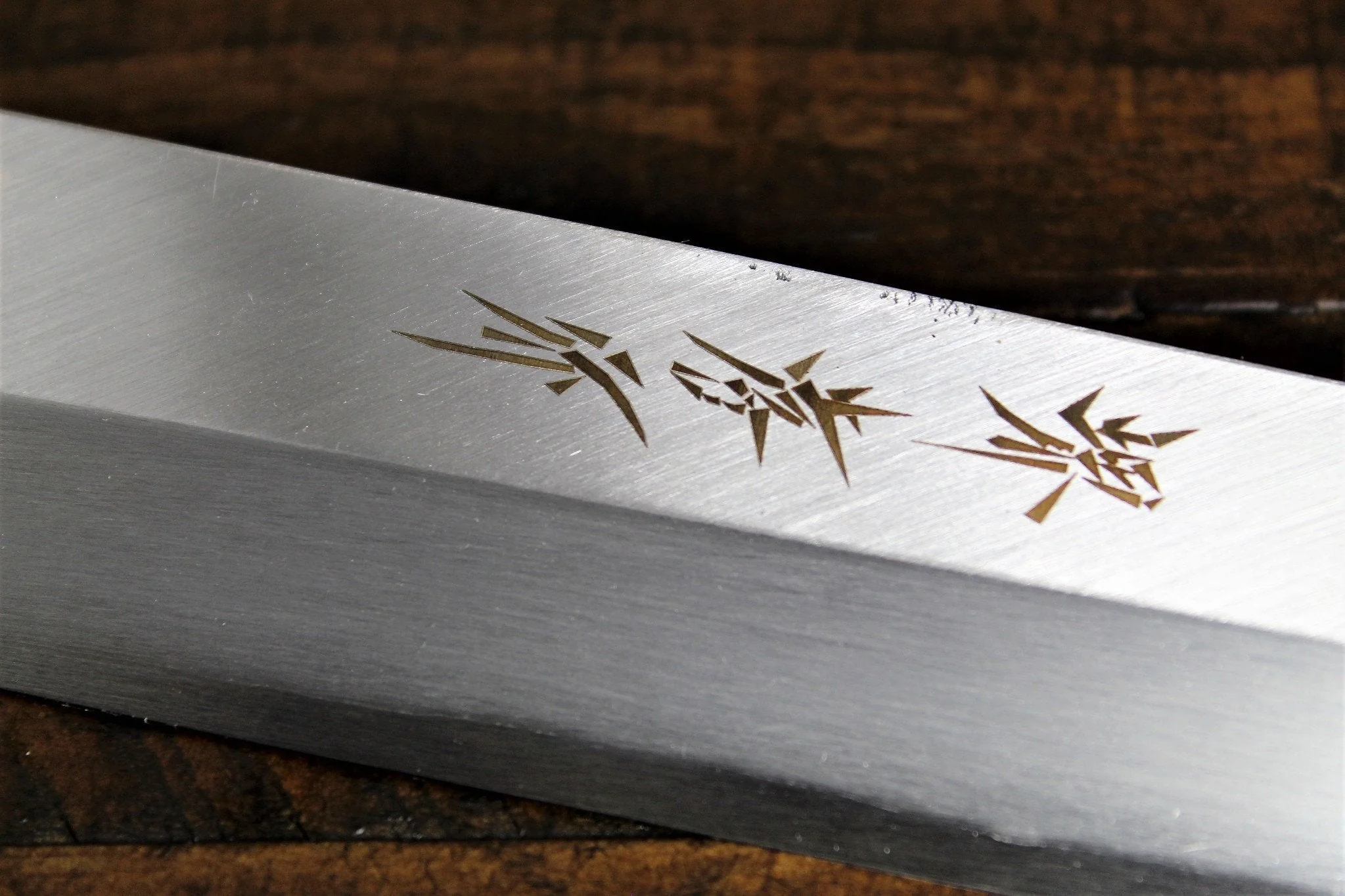 Sakai Takayuki Shobu Knife White Steel 300mm (11.8") with Buffalo Horn Handle Kasumi Togi - Image 3