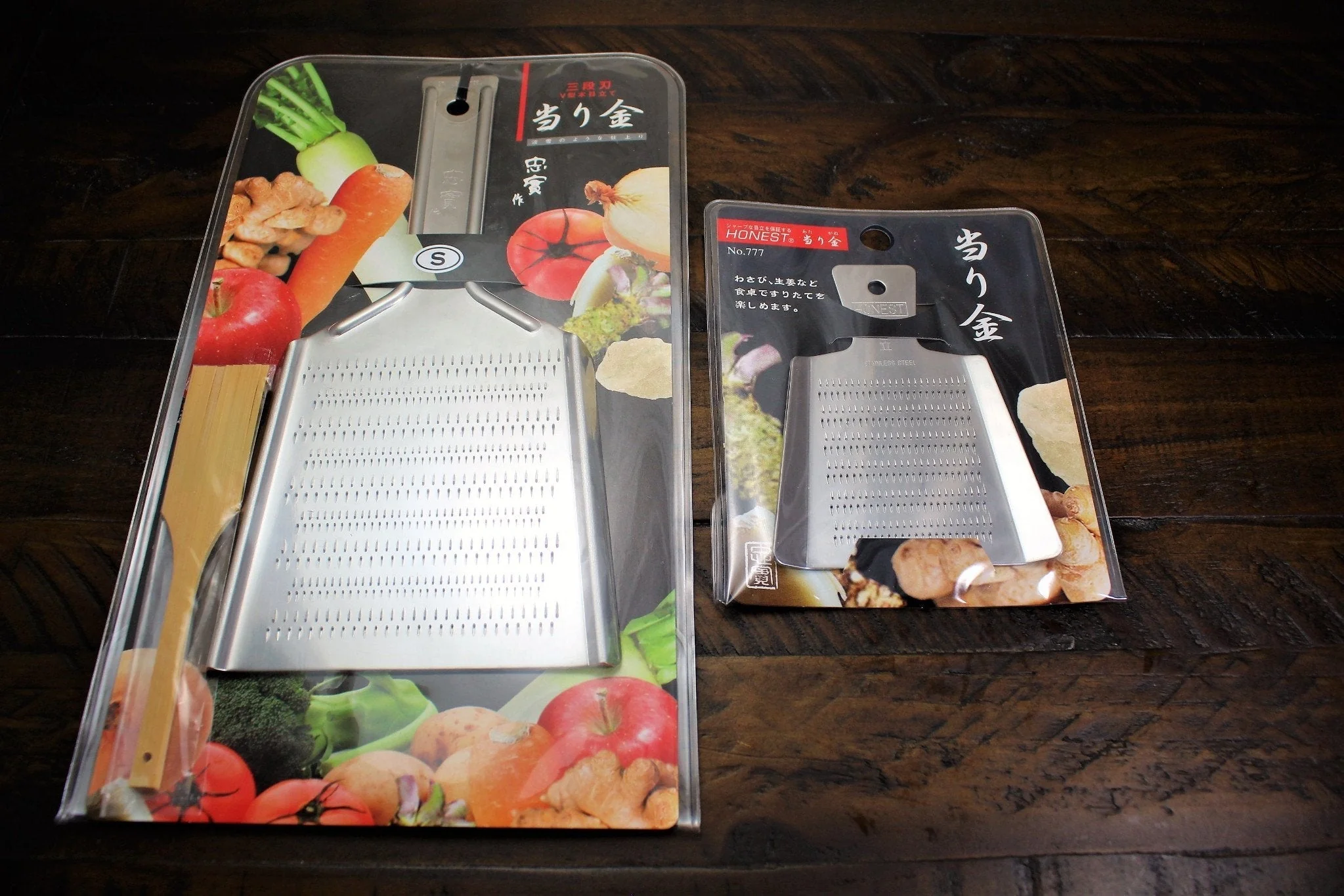 Stainless Steel Japanese Grater / Oroshigane with Bamboo Brush - Image 8