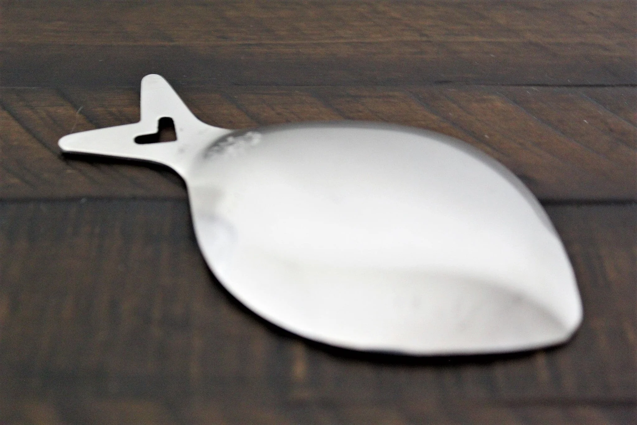 Stainless Steel Japanese Grater / Oroshigane Tai (Sea Bream) Shape - Image 6